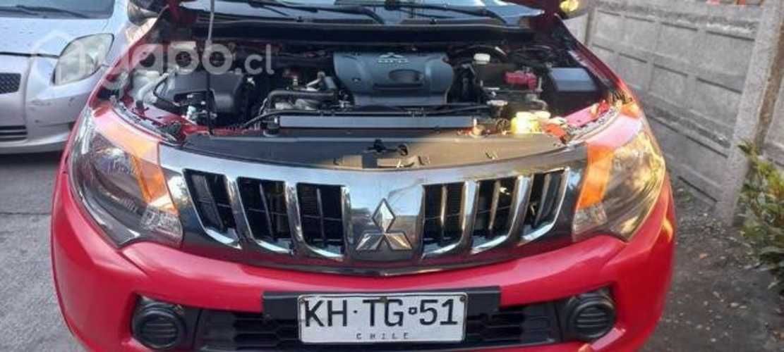 Camioneta Mitsubishi L200 2018
