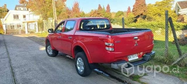 Camioneta Mitsubishi L200 2018
