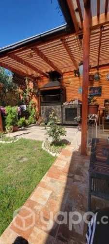 Hermosa casa en los Prados de Nos