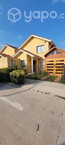 Hermosa casa en los Prados de Nos