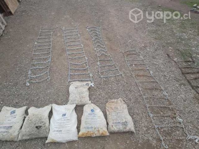 Cadenas para la nieve con rompehielo