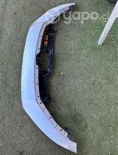 Moldura superior parachoque cx30