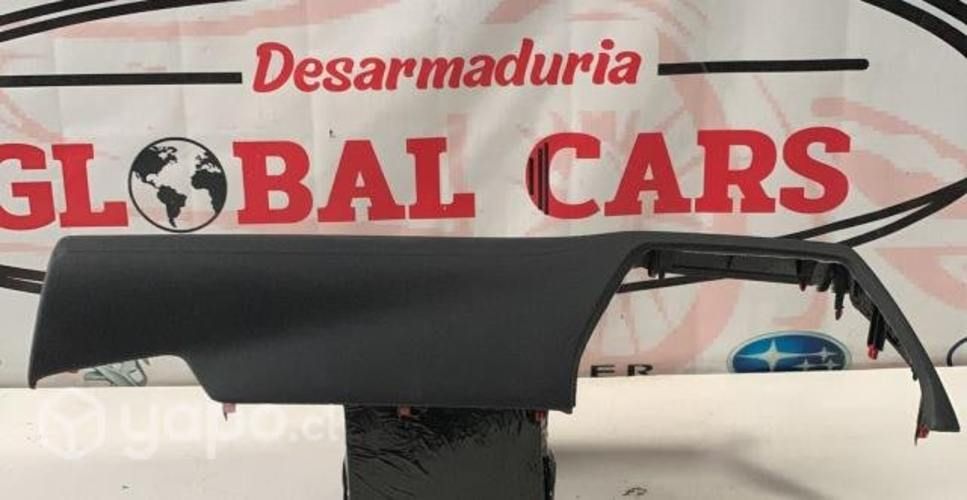 Bisel de Sinoptico TOYOTA COROLLA CROSS CVT HEV