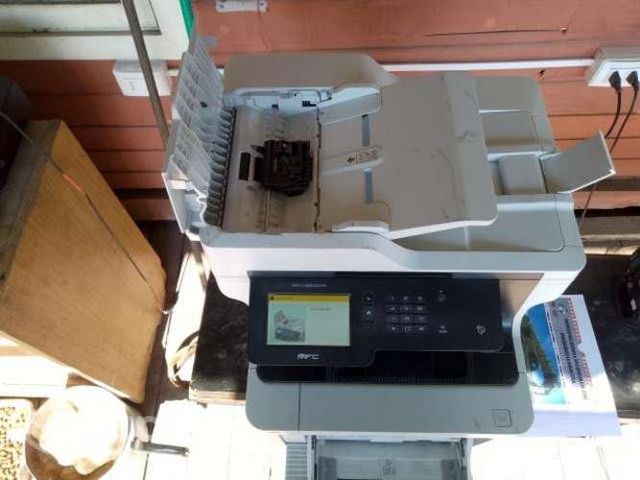 Impresora Multifuncional Laser Color Brother L8900