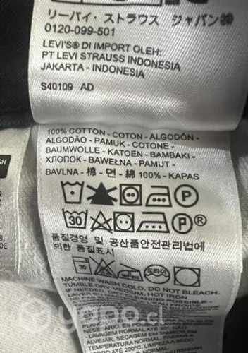 Bermuda Short Cargo Marca Levi's Talla 52 Negro