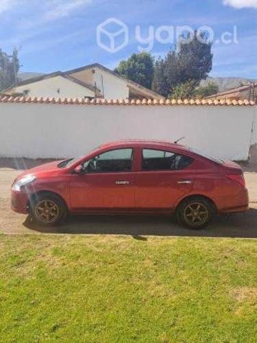 Nissan versa 2017