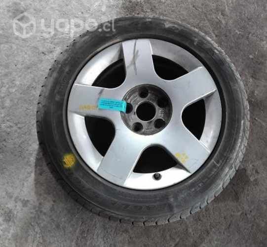 Llanta Aluminio Detalle Con Neumático Audi A3