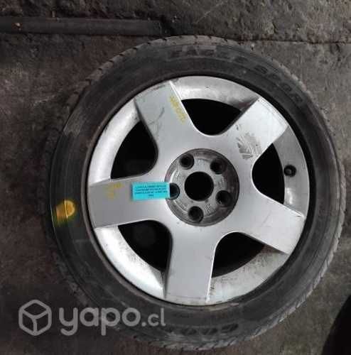 Llanta Aluminio Detalle Con Neumático Audi A3