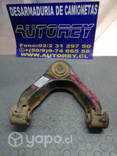 Bandeja superior delant der Terrano 2011 4x2 Jap