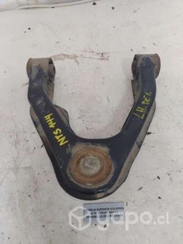 Bandeja Superior Izq Alta (NTS144) Nissan Terrano
