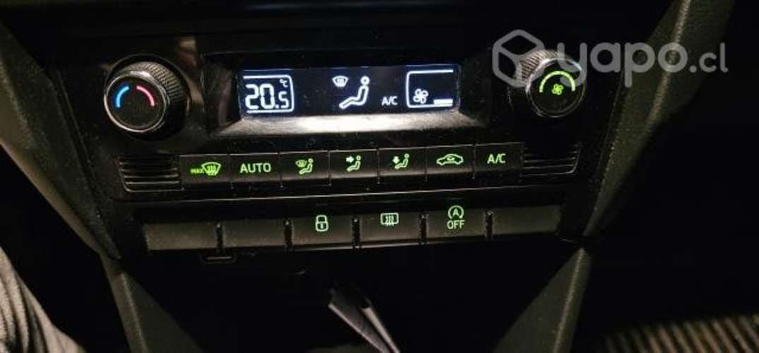 Skoda Rapid Spaceback 1.0 año 2019