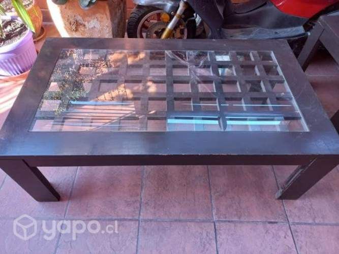 Mesa de centro y esquinera de madera con vidrio