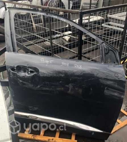 Puerta Peugeot 3008