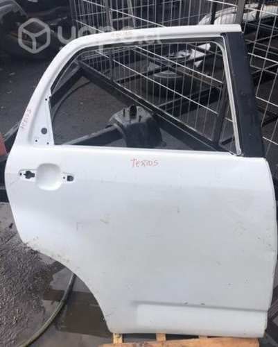 Puerta daihatsu terios / Toyota rush