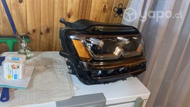 Óptico derecho wolkswagen atlas 2022