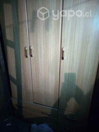 Closet con cajoneras