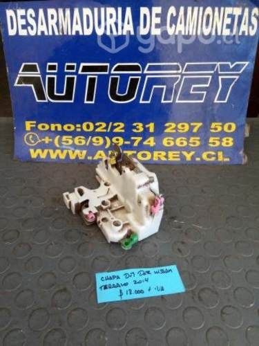 Chapa Delantera Derecha Nissan Terrano 2014