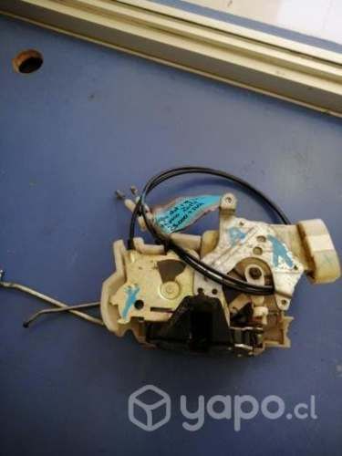 Chapa delantera izquierda Nissan Terrano 2014