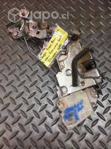 Chapa puerta trasera der Nissan Terrano 2002-14