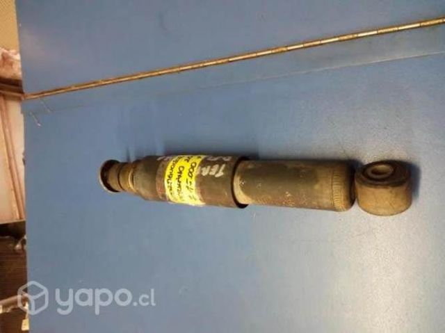 Amortiguador delantero Nissan Terrano 2002 al 2014