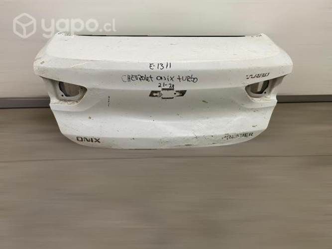 Maleta chevrolet onix turbo 2021-2024