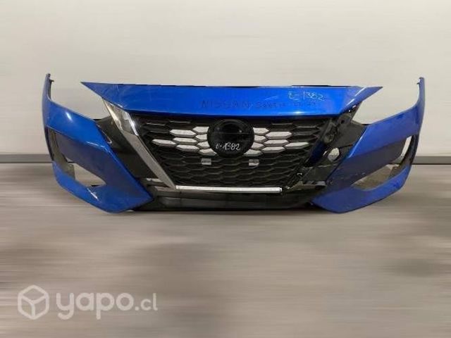Parachoque delantero nissan sentra 2022-2023