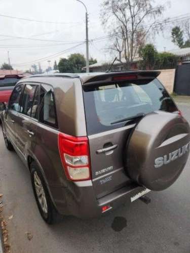 Suzuki grand nomade 2015