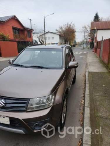 Suzuki grand nomade 2015