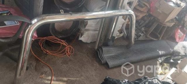 Barra antivuelco camioneta.