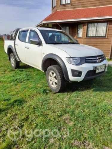 Camioneta Mitsubishi L200
