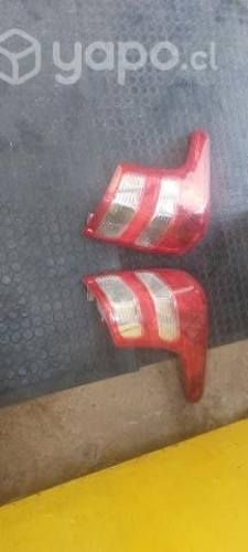 Foco trasero camioneta mitsubishi New L200