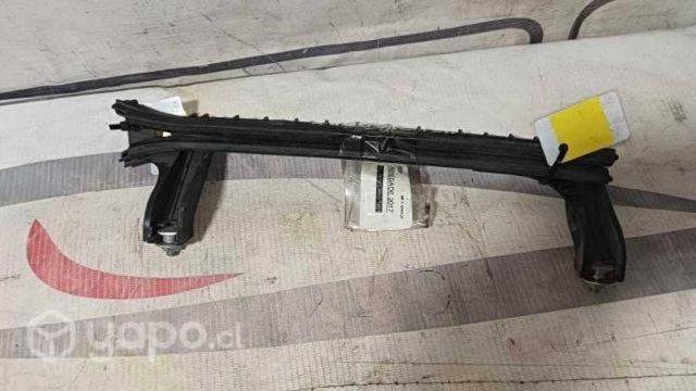 Riel de vidrio de puerta TRH Jeep RENEGADE 2017