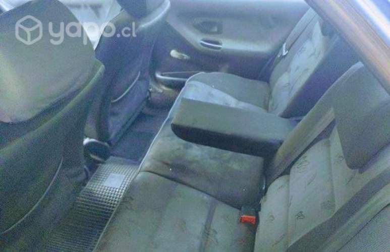 Peugeot 306 XR 1.6 año 2000