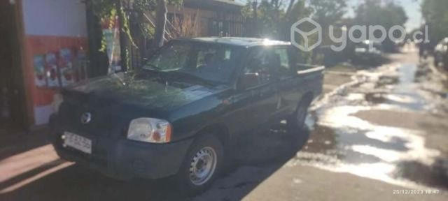 Camioneta Nissan Terrano  2013