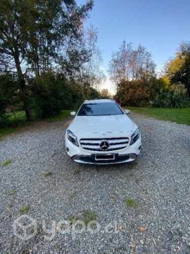 Se vende Mercedes GLA200