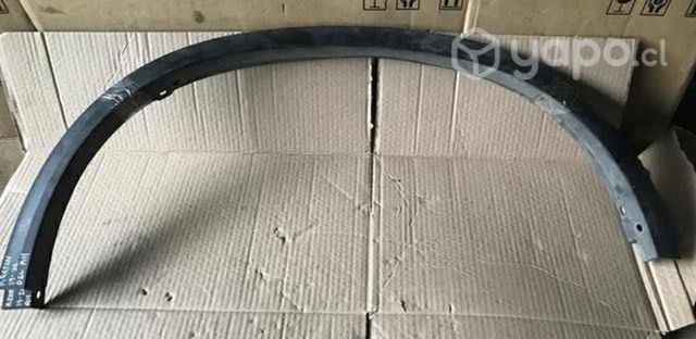 Moldura Ssangyong rexton