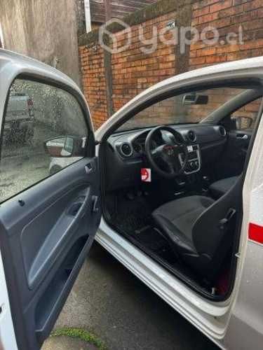 Volkswagen saveiro 2013