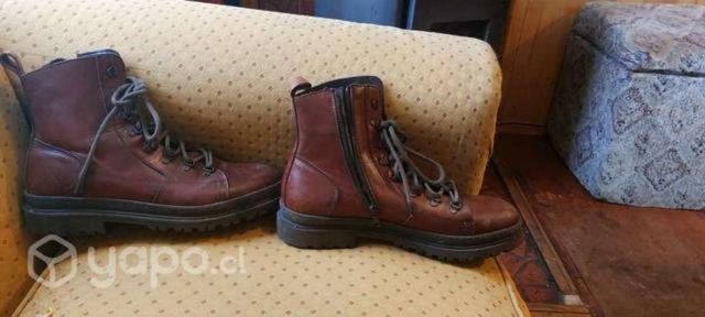 Zapayos de cuero 44 casi nuevos