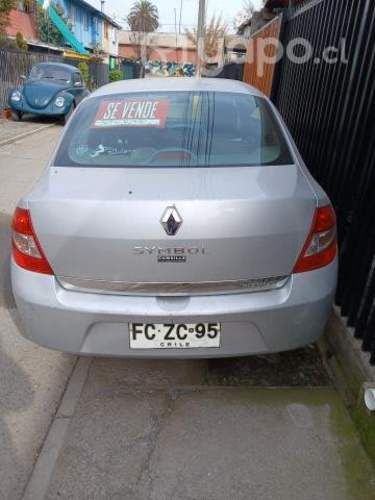 Se vende renault symbol 2012