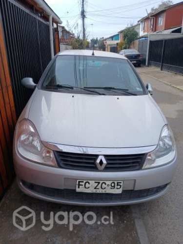 Se vende renault symbol 2012