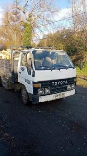 Se vende camión Toyota