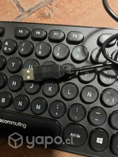 Teclado con conector USB
