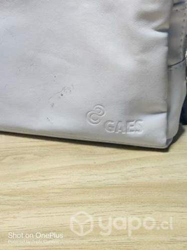 Audífonos de sordera izquierdo