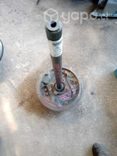 Eje trasero izquierdo Nissan Terrano