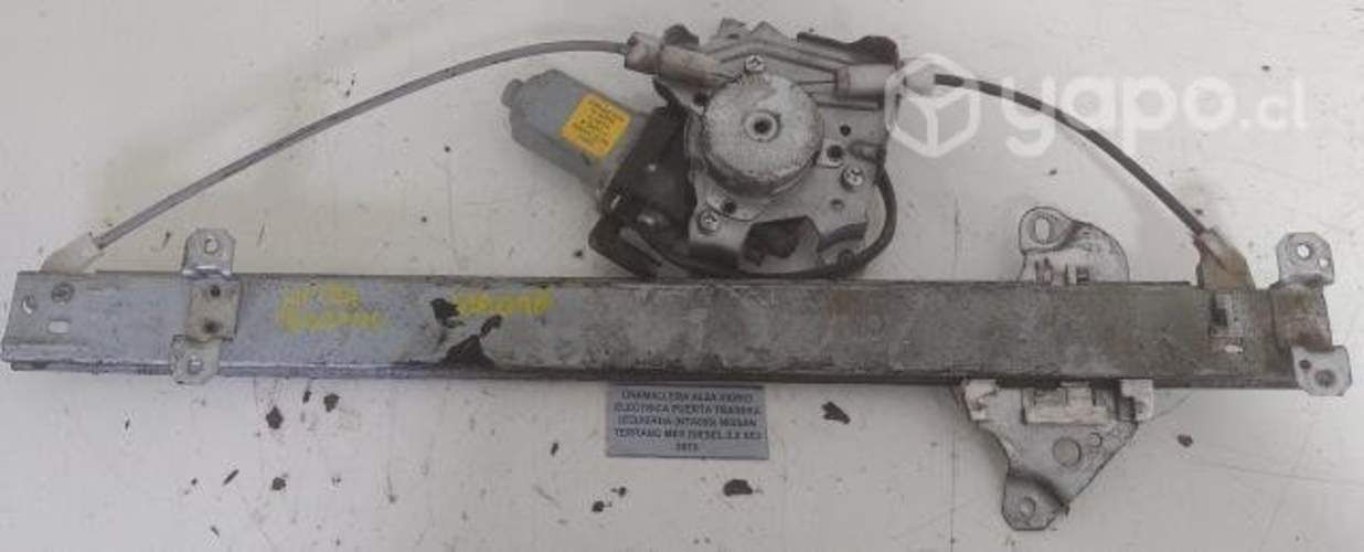 Cremallera AlzaVidr Elect tra izq (NTA098) Terrano