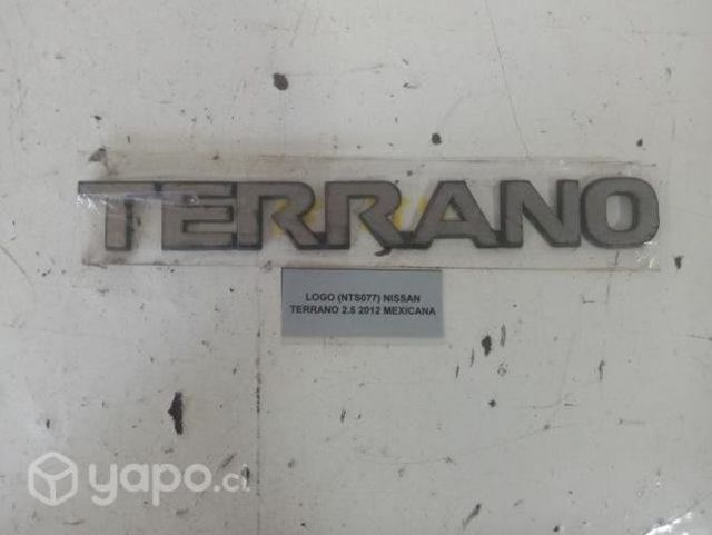 Logo (NTS077) Nissan Terrano 2.5 2012 Mexicana