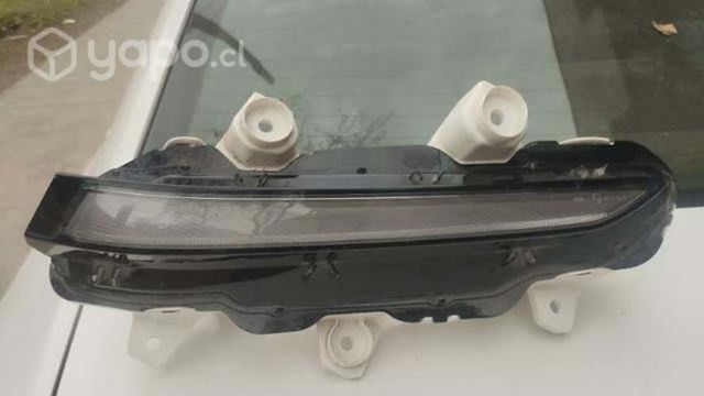 Neblinero derecho led Peugeot 208-2008