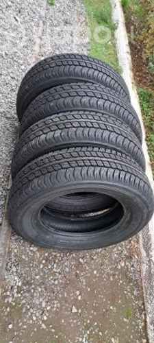 Neumáticos Dunlop nuevos aro 17