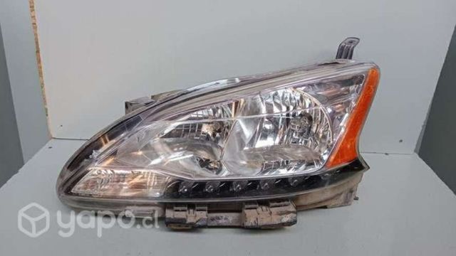 Optico nissan sentra