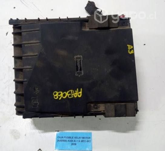 Caja Fusible Relay Motor (AAB068) Audi A3 1.6 MEC